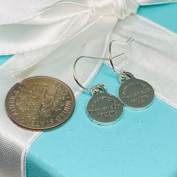 Tiffany & Co mini round tag earrings Return to Tiffany box - Picture 3 of 5